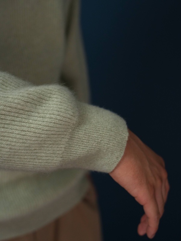 CASHMERE FOX CREW NECK