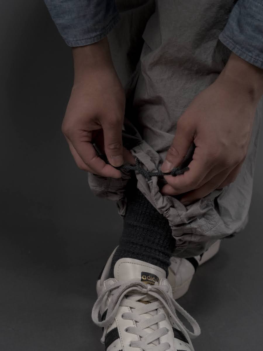 High twist cargo pants