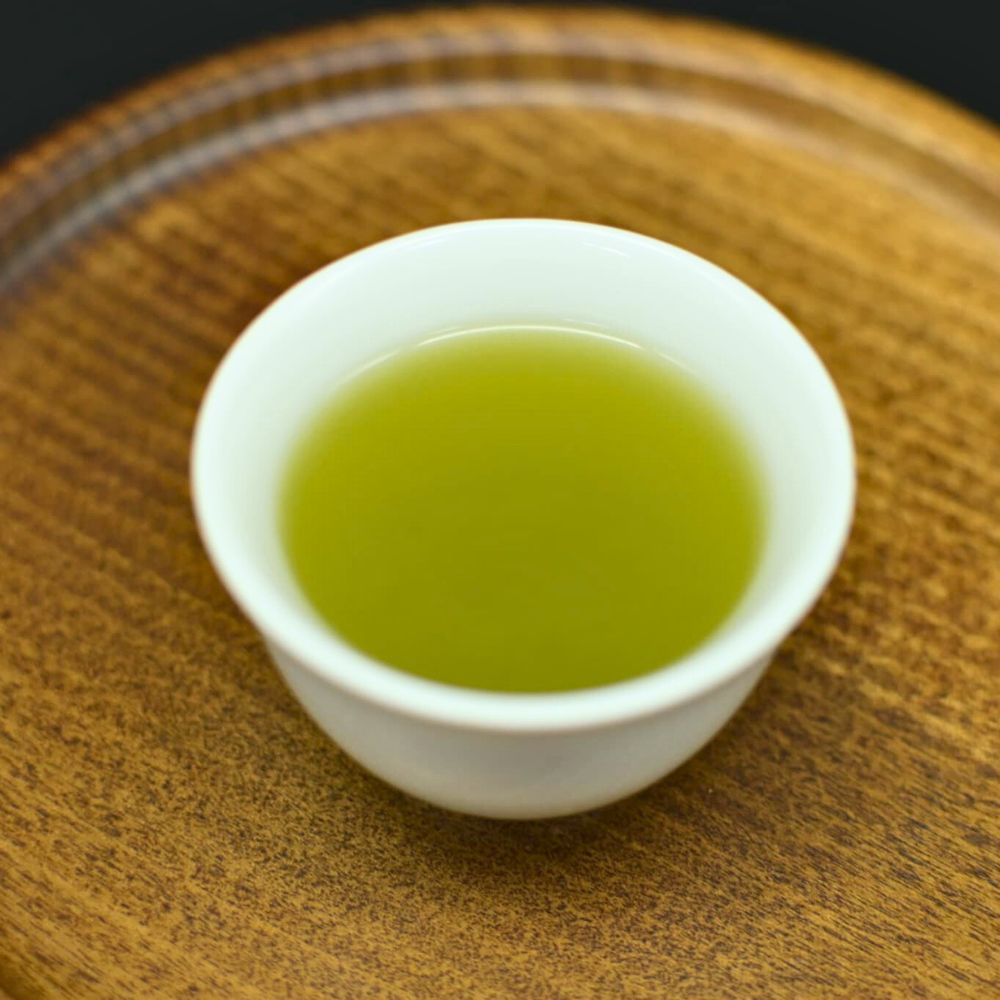 掛川産深蒸し茶 初摘み100ｇ×3本