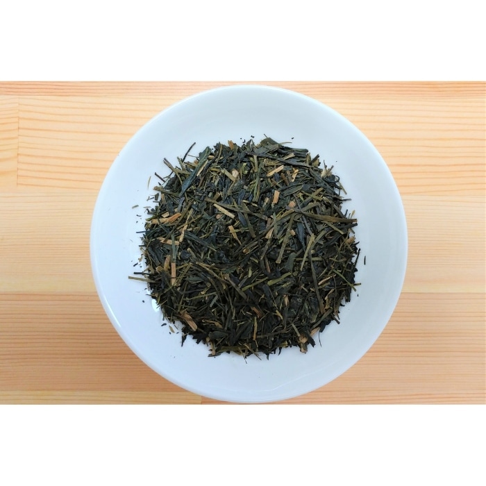 香ばしさと青々しさを楽しめる 青ほうじ茶「馨し(かぐわし)」(100g)