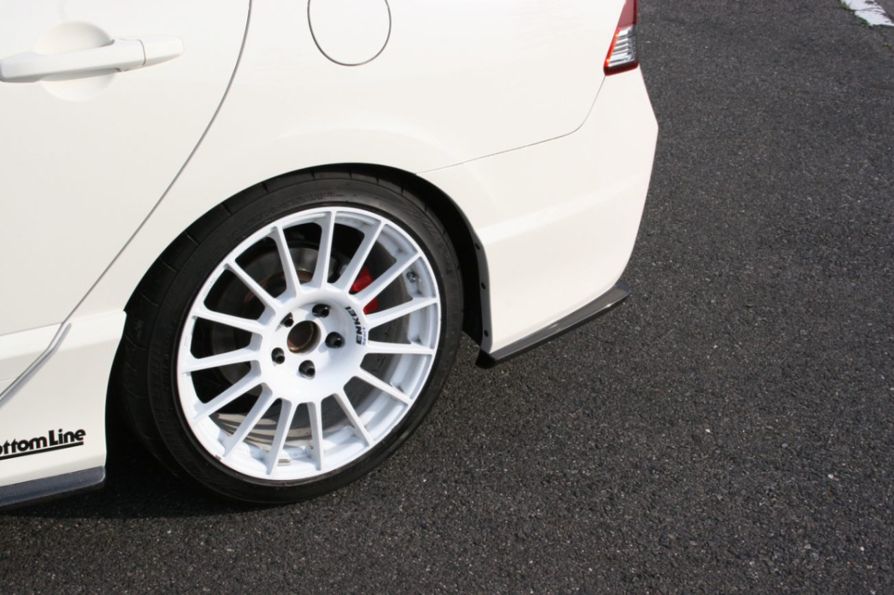 チャージスピード CIVIC TYPE-R FD2 リアボトムライン カーボン製