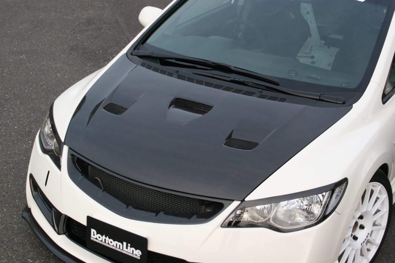 シビック(FD2) CHARGE SPEED カーボンボンネット 本体 チャージスピード CIVIC TYPE-R FD2 ボンネット ダクト付 カーボン製