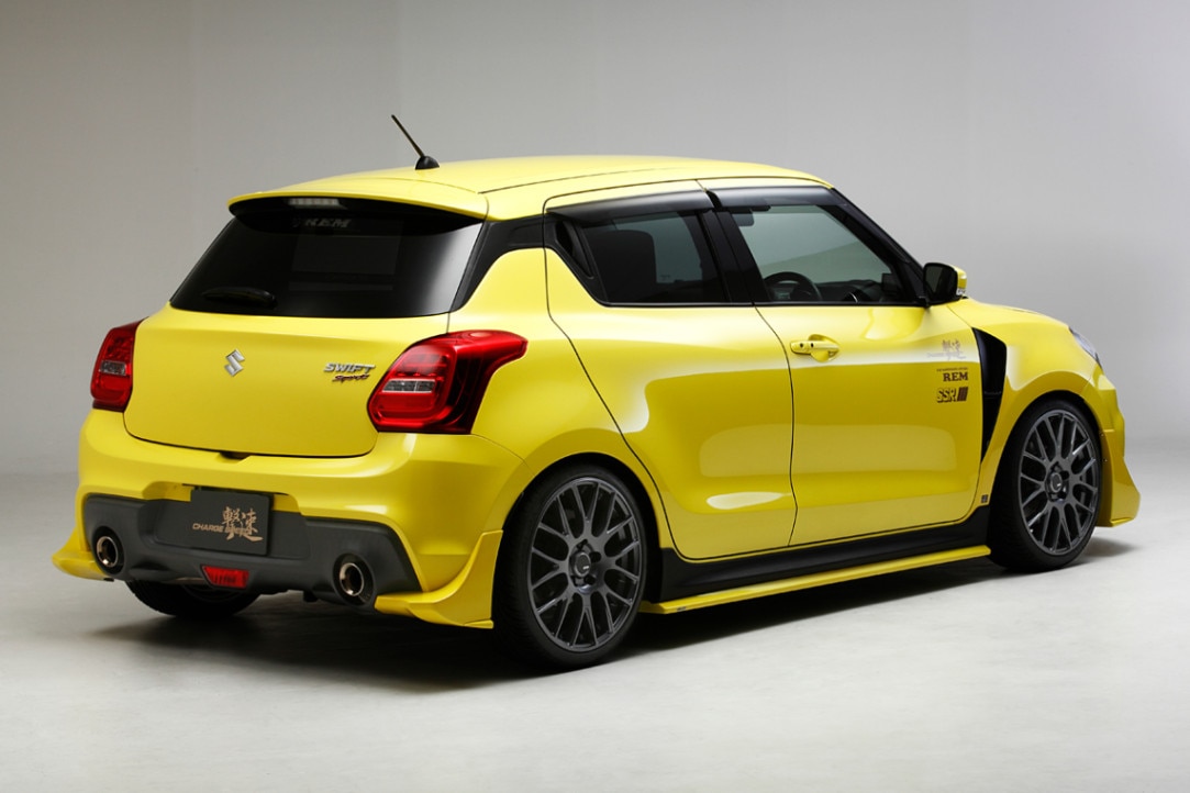 チャージスピード スイフトスポーツ ZC33S フロントフェンダー