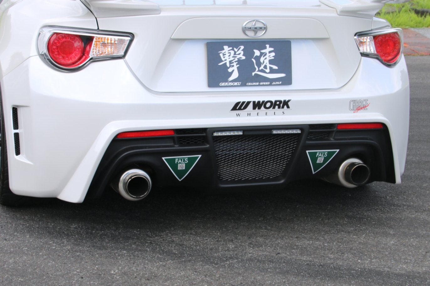 BRZ ZC6 リアバンパー 手渡しのみ 関東圏内