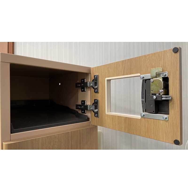 「特注品」シューズロッカー
