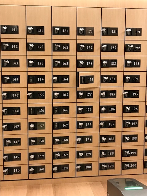 「特注品」シューズロッカー