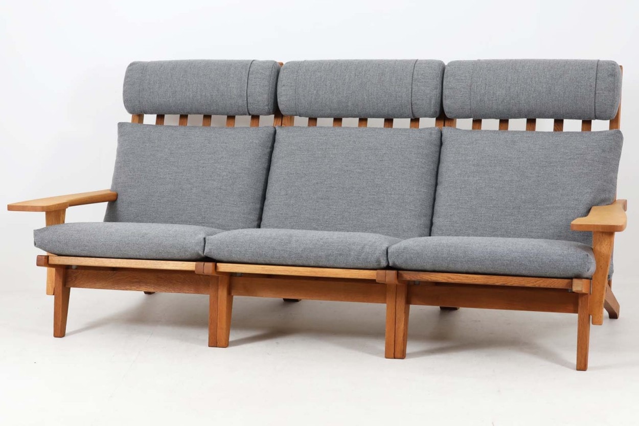 ウェグナーGETAMA社GE375ハイバックソファー Hans J.Wegner(ハンス・J・ウェグナー) GE375 ハイバック