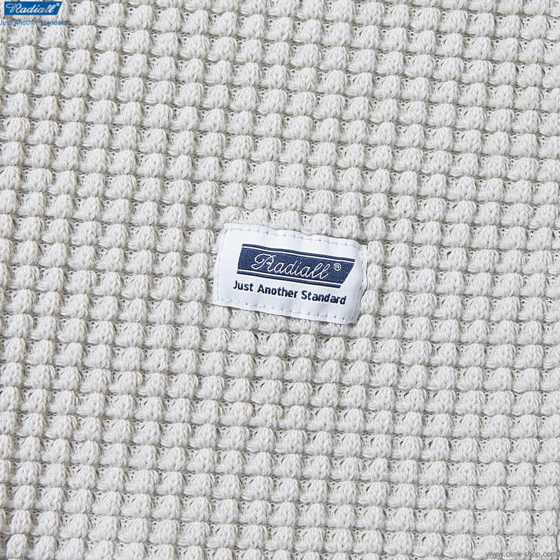 RADIALL BIG WAFFLE - CREW NECK T-SHIRT L/S (OFF WHITE)