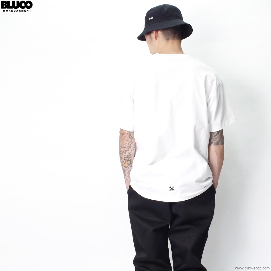 BLUCO POCKET TEE - Script - (WHITE) [143-22-005]