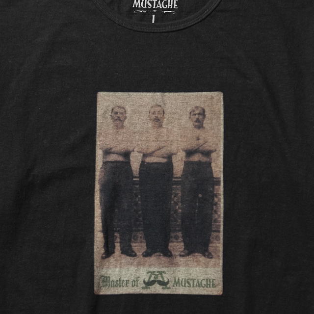 MASTER OF MUSTACHE MEN PHOTO-T (BLACK)