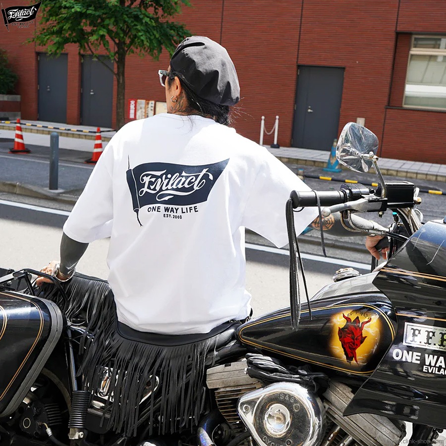EVILACT FLAG SS (WHITE) [EA-WFRSS-T08]