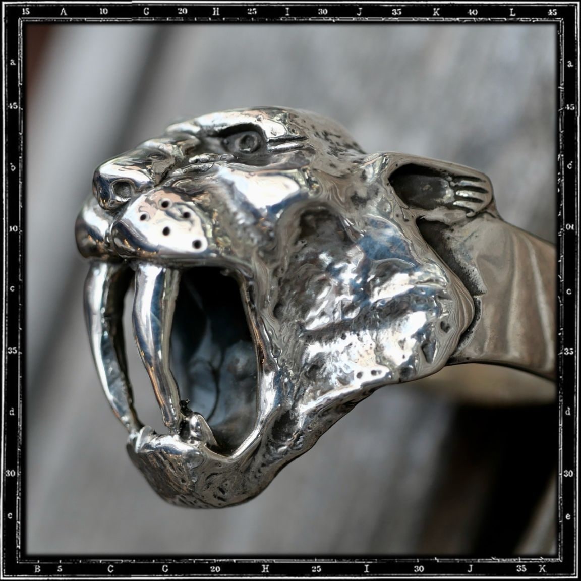 SABER TOOTH TIGER RING