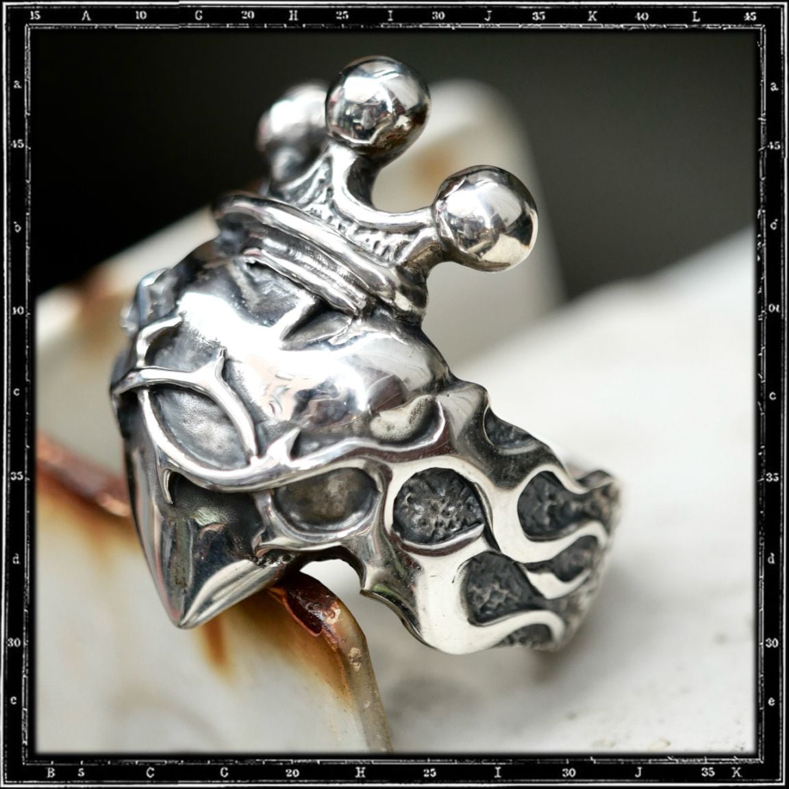 SACRED HEART RING - LARGE