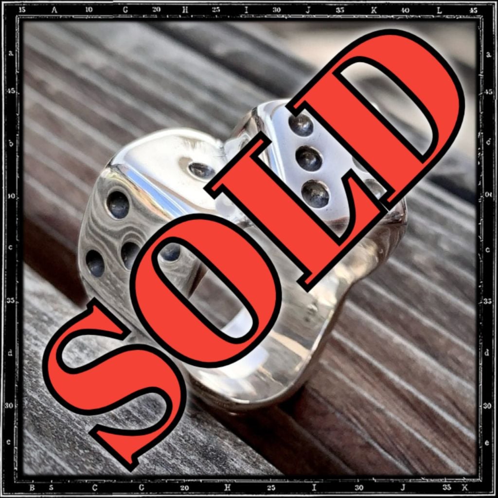 TUMBLING DICE RING