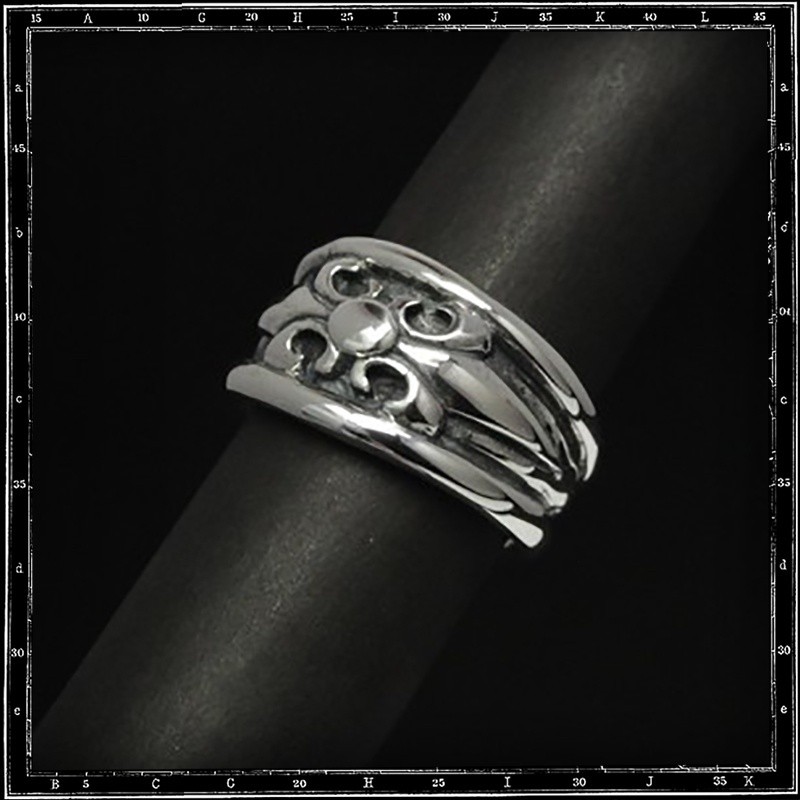 HIGH DOME TUDOR RING - LARGE