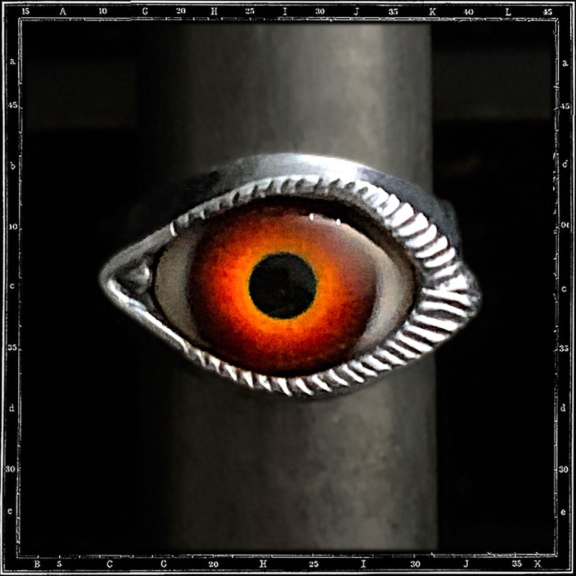 LASH EYE RING