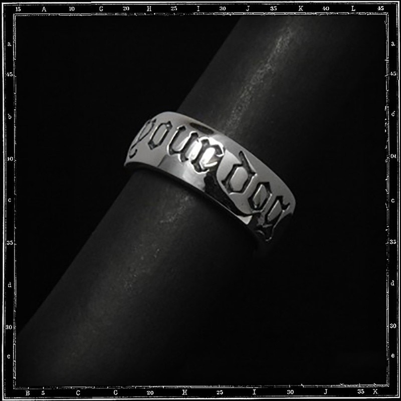 I WANNA BE YOUR DOG RING