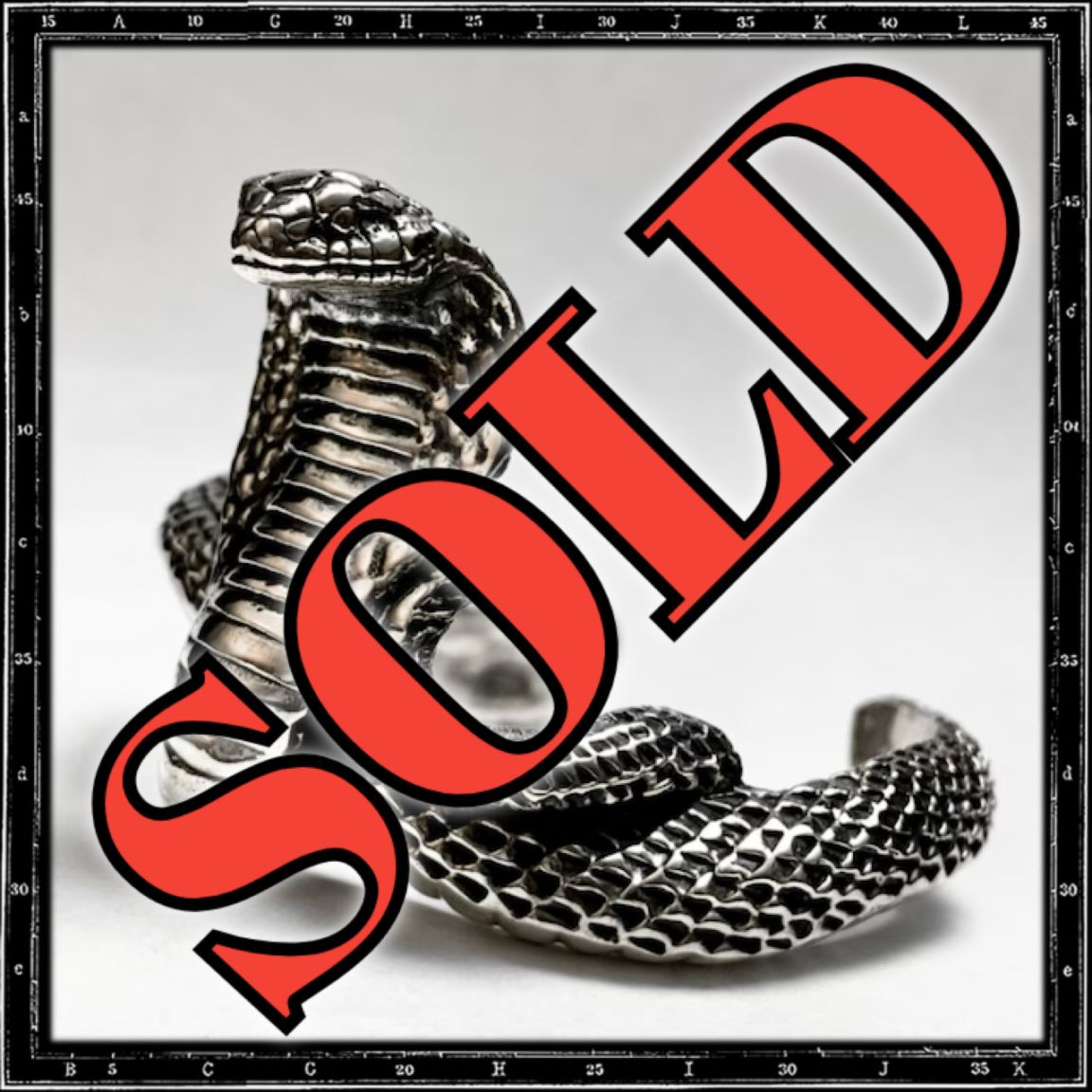 LARGE COBRA BRACELET