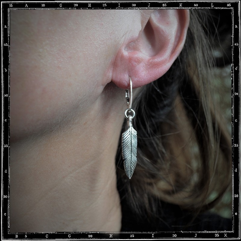 FEATHER EARRINGS -SMALL