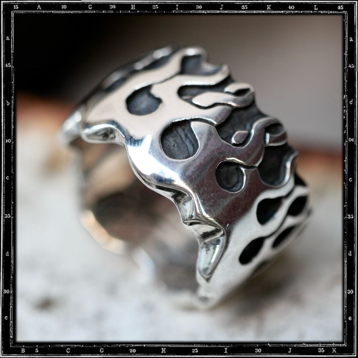 FLAMES BAND RING / JP20 ONLY