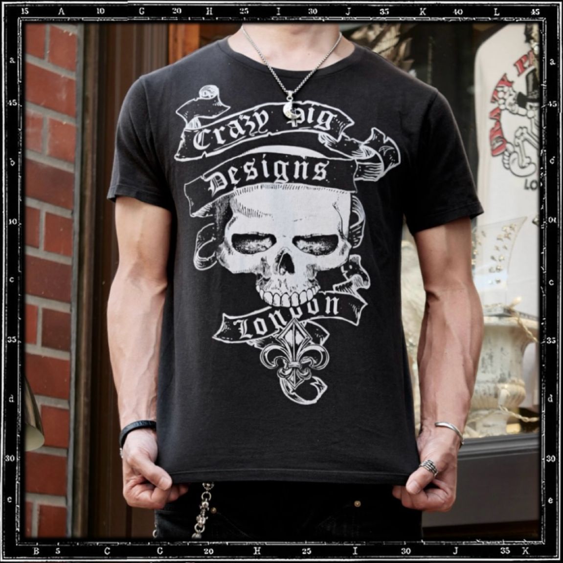 SKULL & SCROLL T-SHIRT