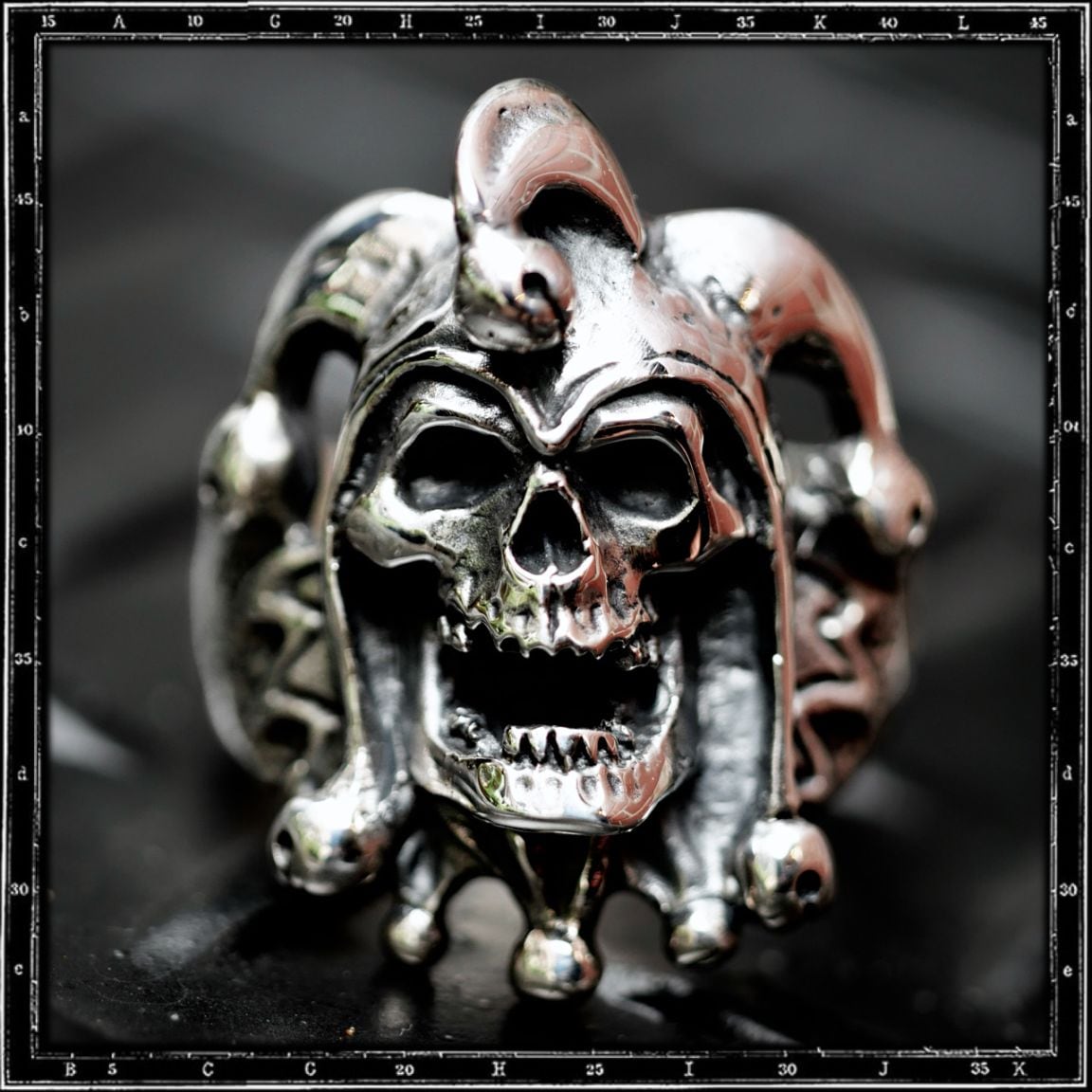 JOKER SKULL RING