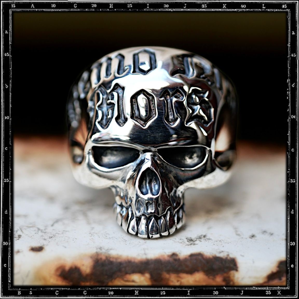 NEMO NISI MORS SKULL RING