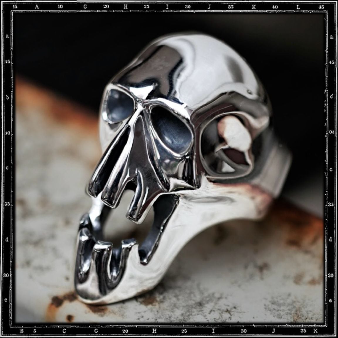 MAX SKULL RING | クレイジーピッグ公式オンラインストア すべての商品