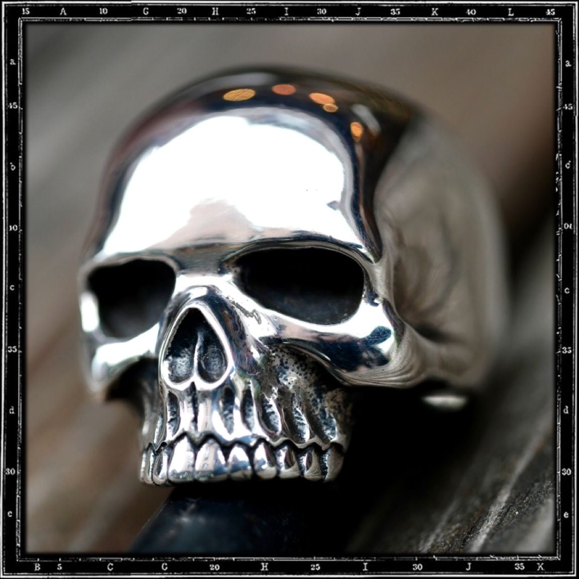 EXILE SKULL RING - 25TH ANNIVERSARY LIMITED EDITION | クレイジー