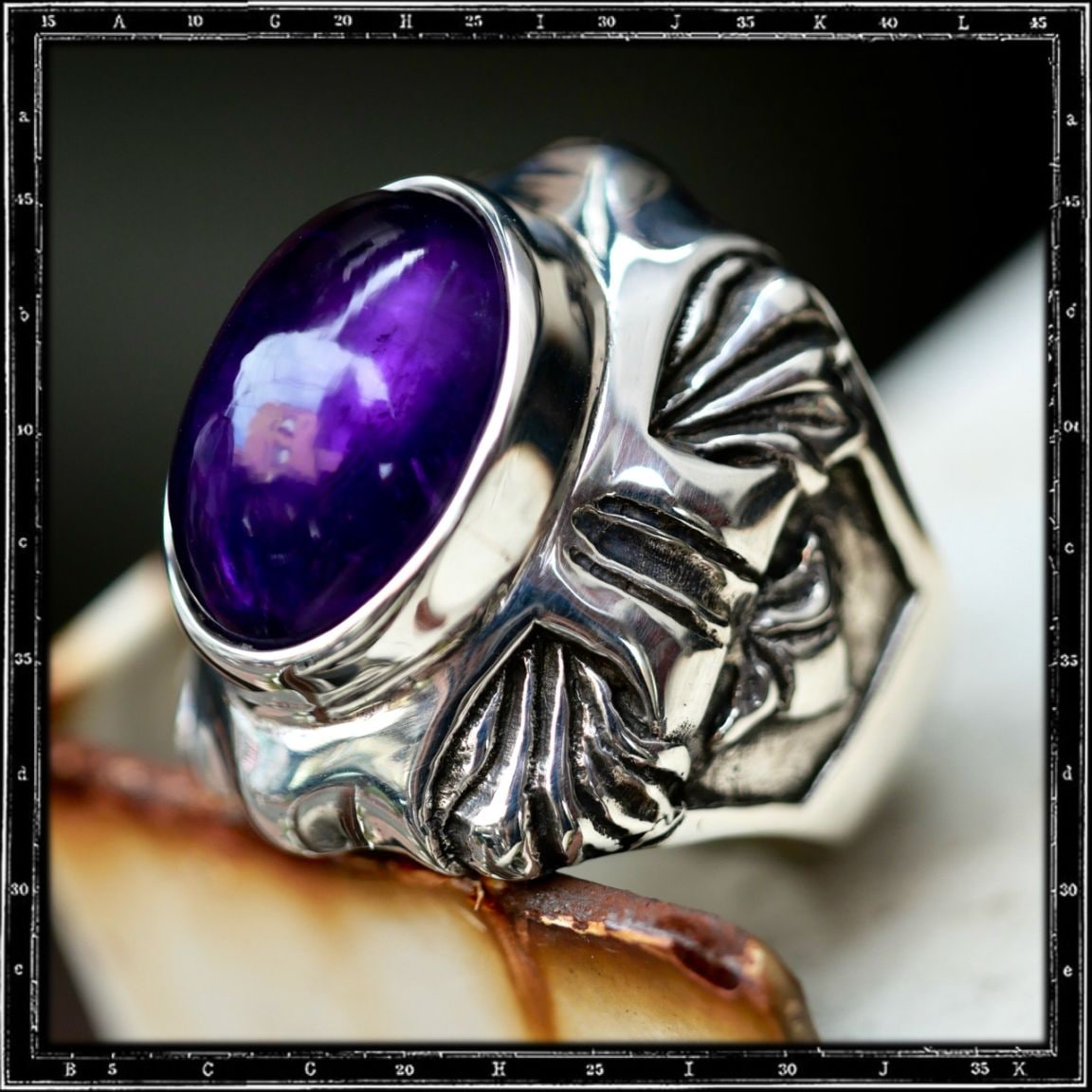 PARIS STONE RING