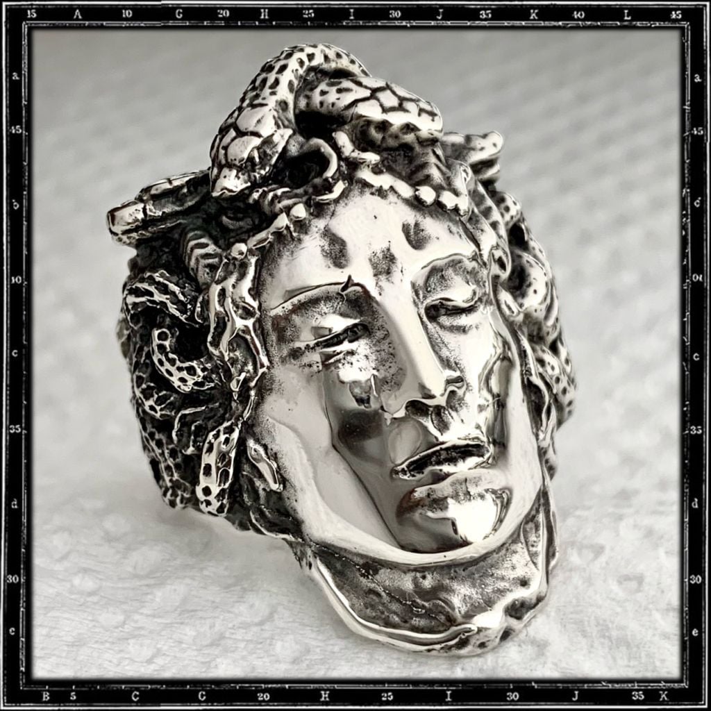 MEDUSA RING