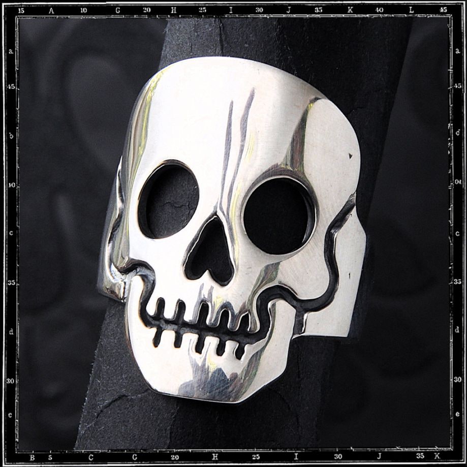 SKULL MASK RING