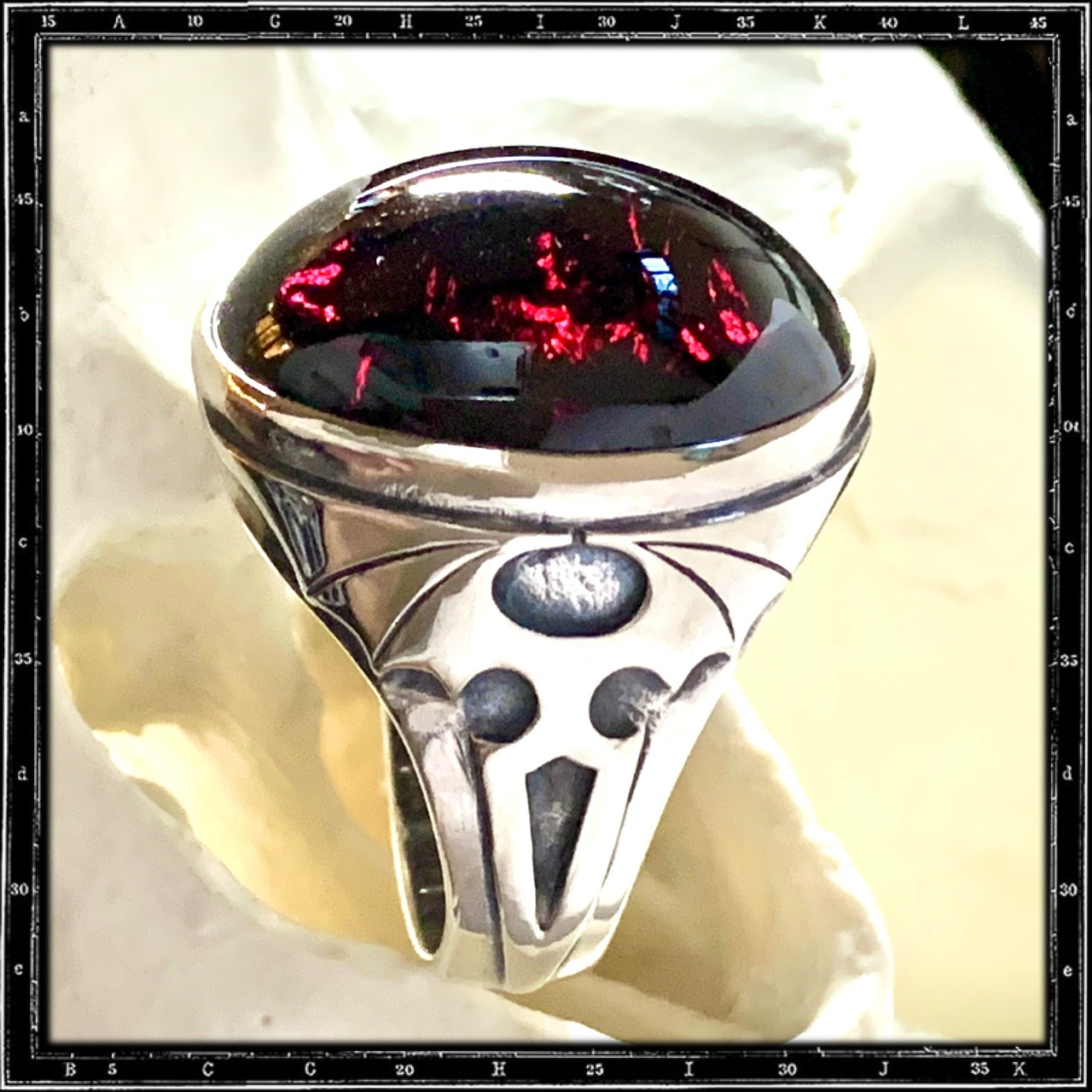 BAT WINGS STONE RING