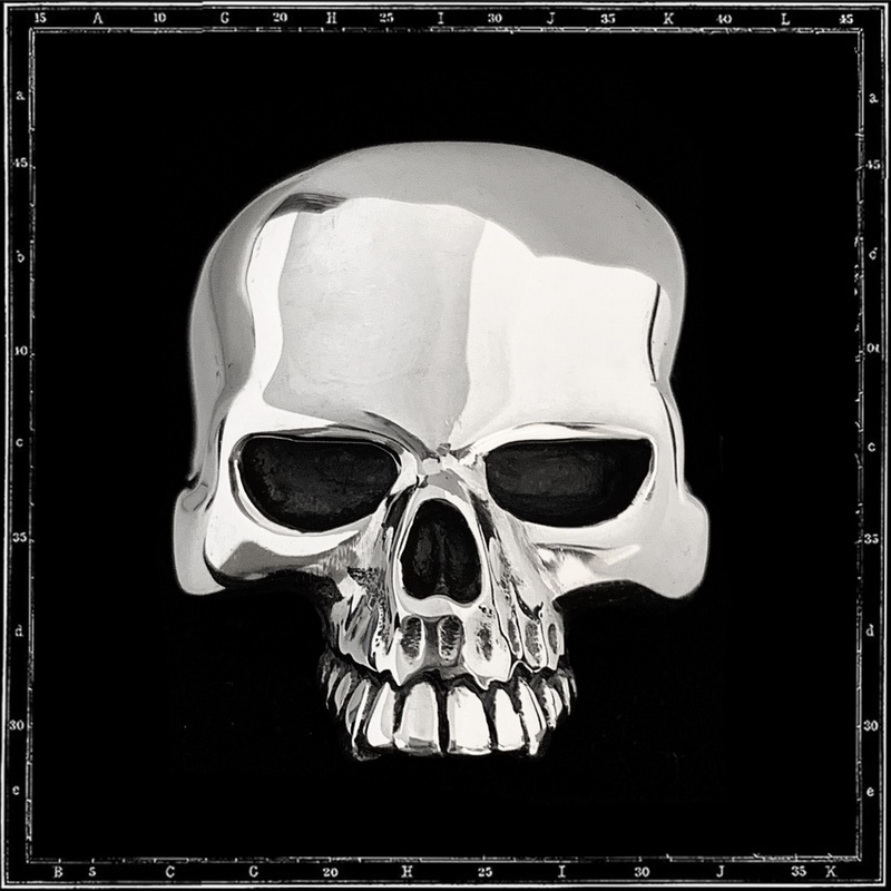 EVIL SKULL RING - LARGE