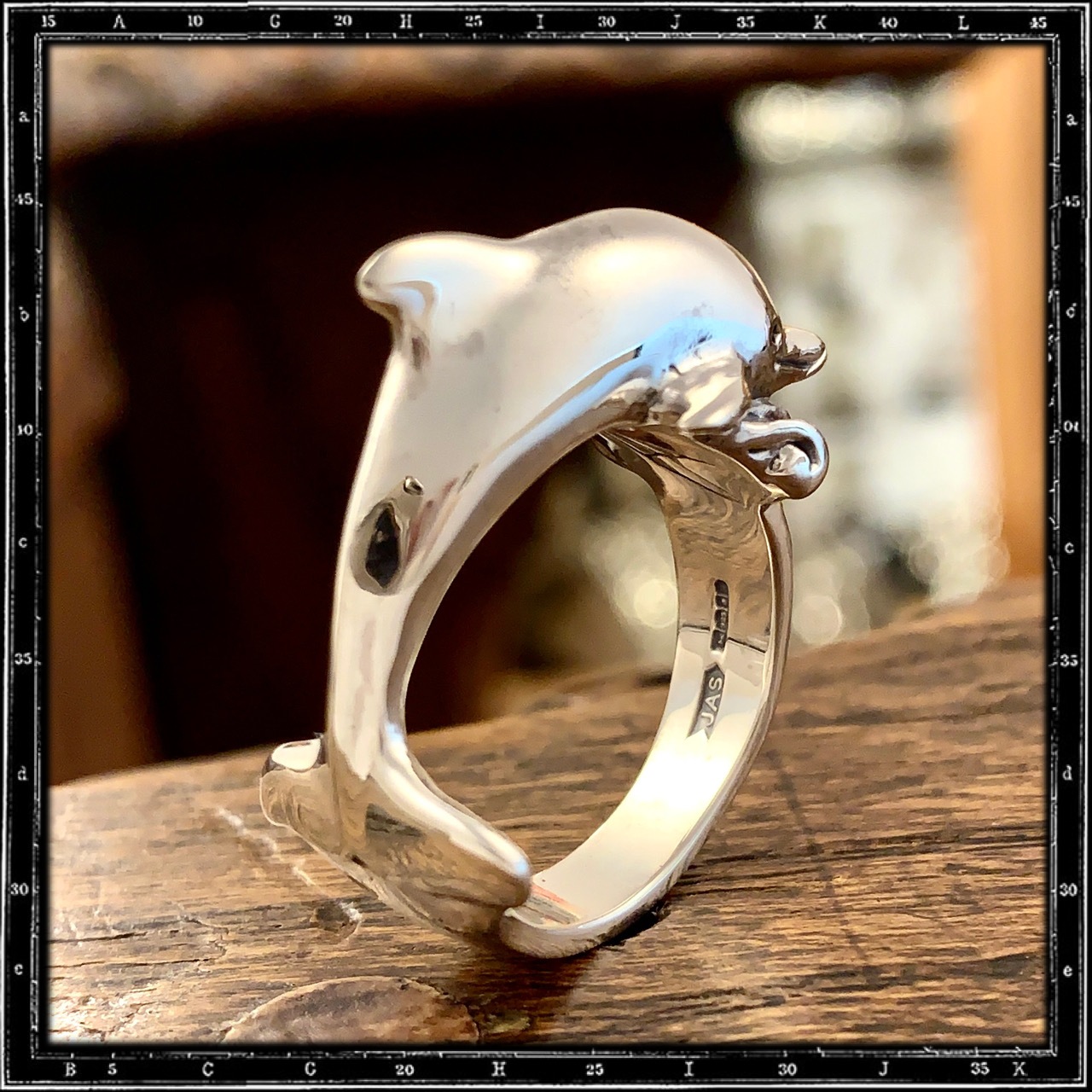3D DOLPHIN RING