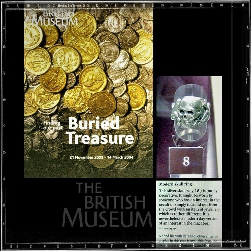 FLAT SKULL & CROSSBONES RING