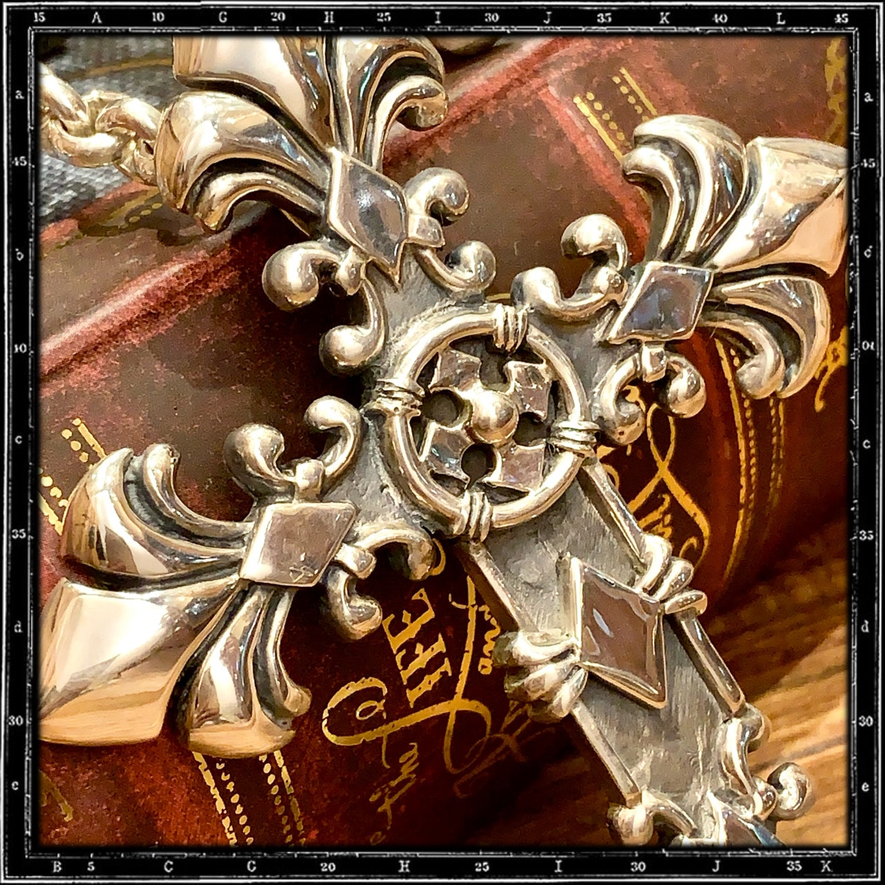 イギリス　アンティークバッグ　クリスティーナ・ストラットの作品 イギリス アンティークバッグ クリスティーナ・ストラットの作品