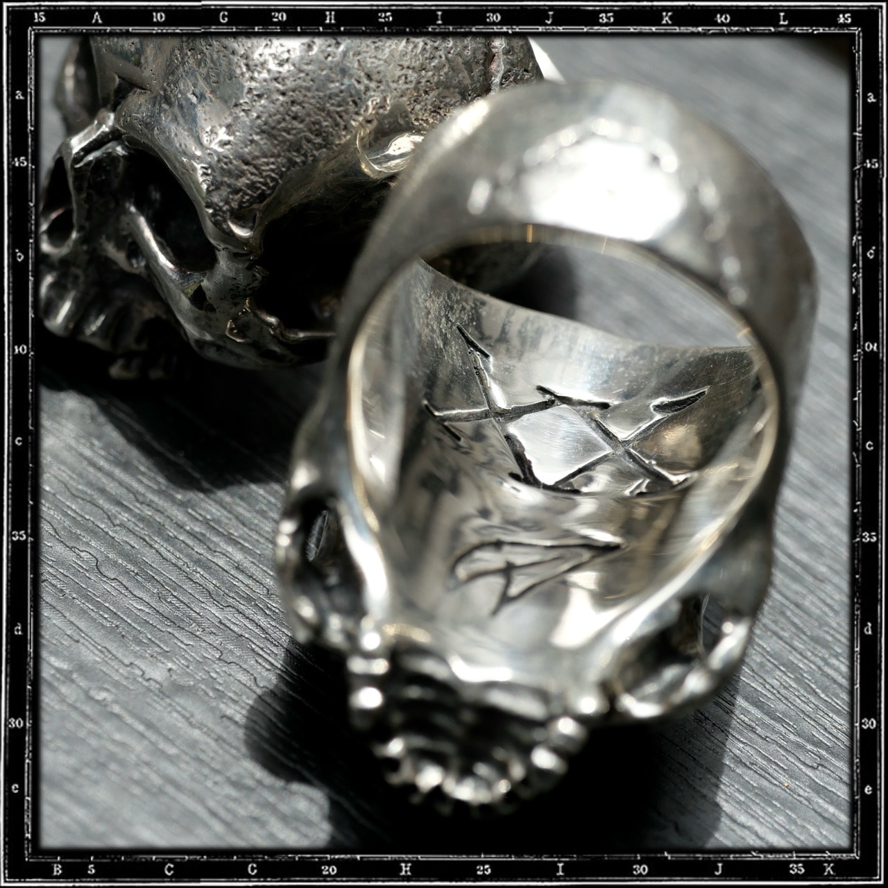 XX OSSUARY SKULL RING