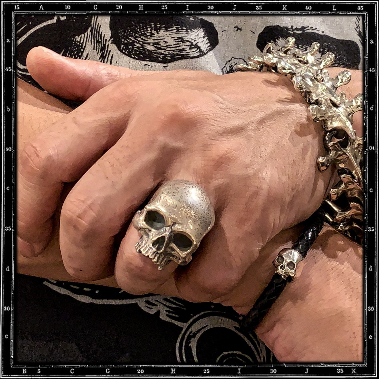 XX OSSUARY SKULL RING