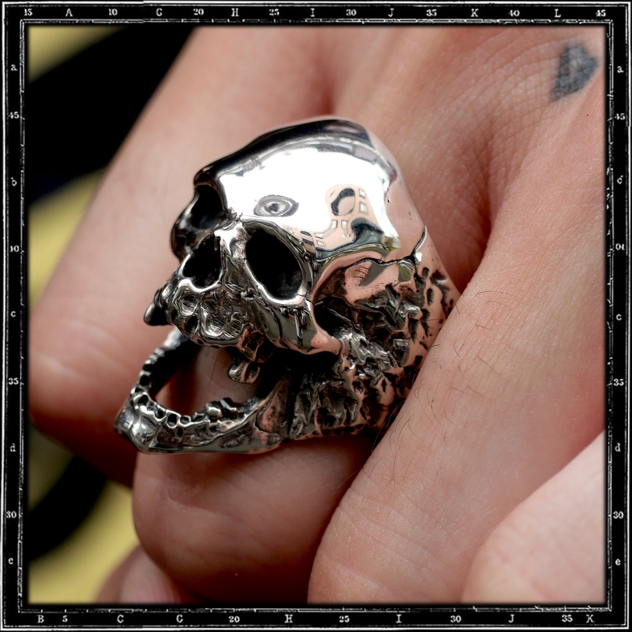 PLAGUE SKULL RING | クレイジーピッグ公式オンラインストア リング