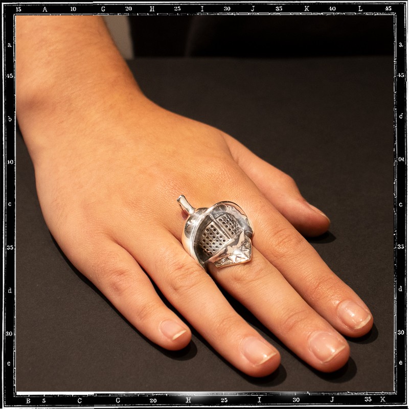 GLADIATOR RING