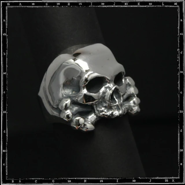 THREE QUARTER SKULL & CROSSBONES RING
