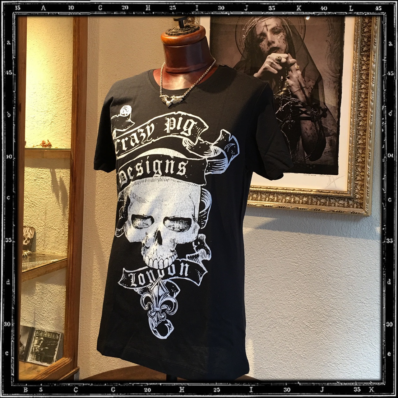 SKULL & SCROLL T-SHIRT