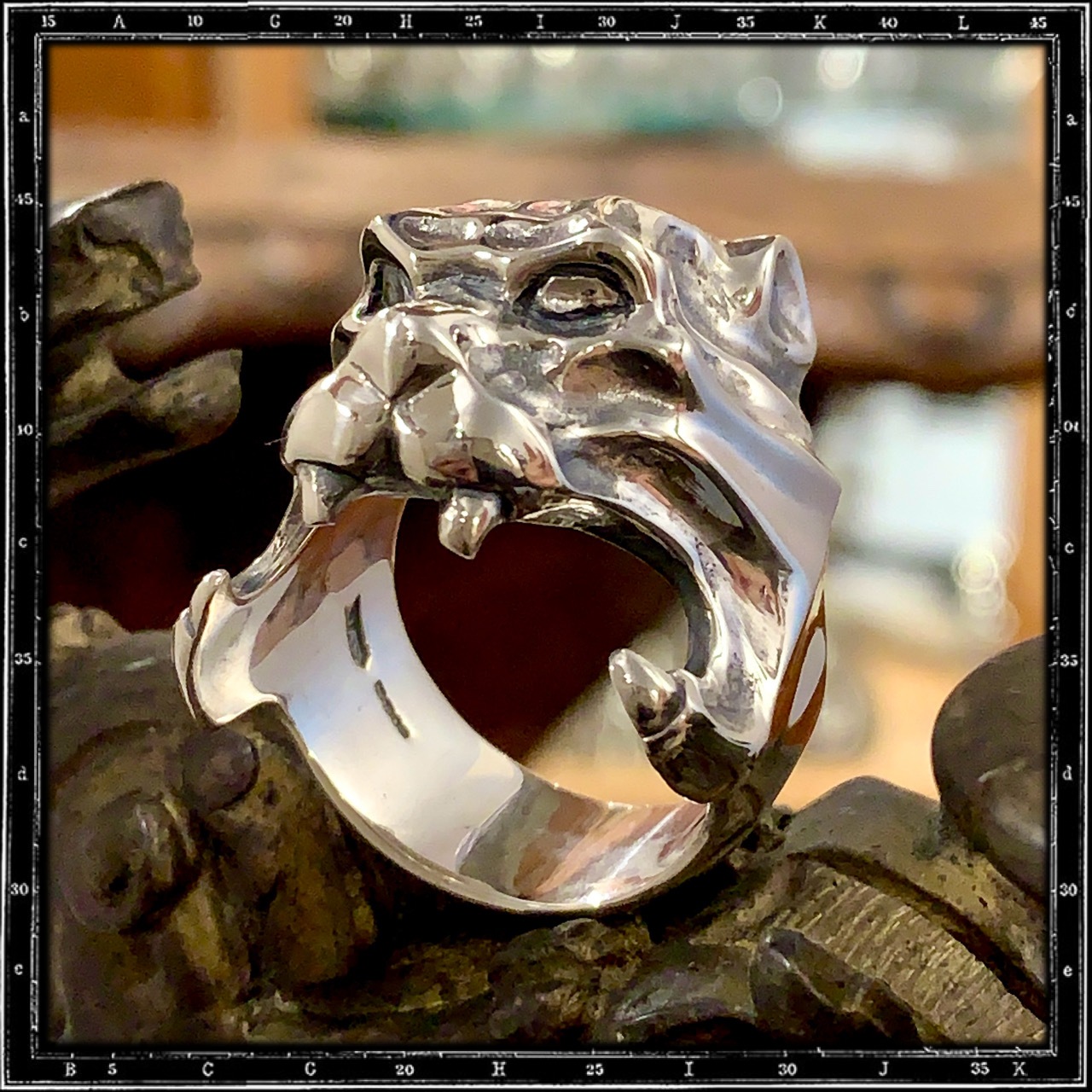 ANCIENT TIGER HEAD RING