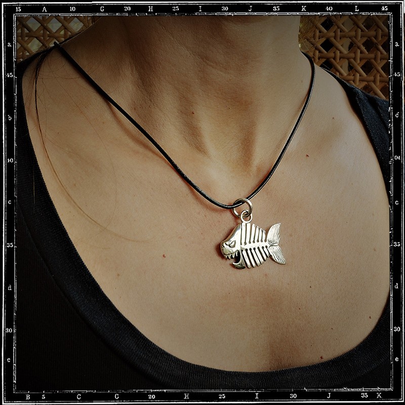 PIRANHA PENDANT