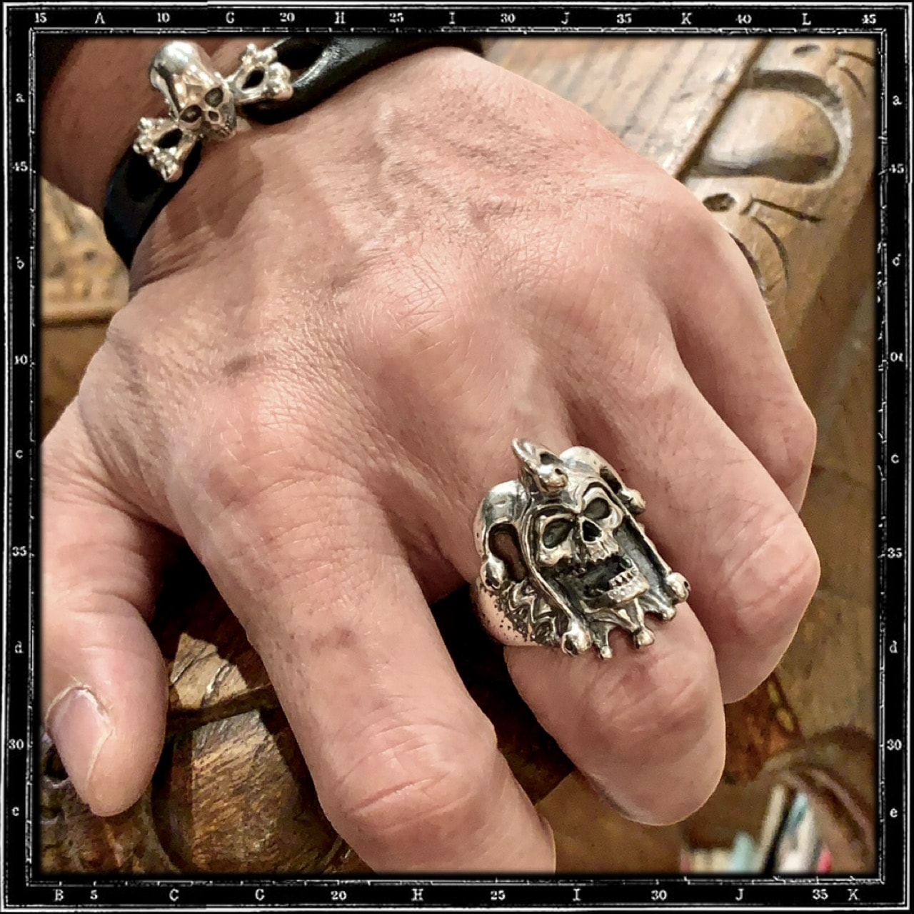 JOKER SKULL RING