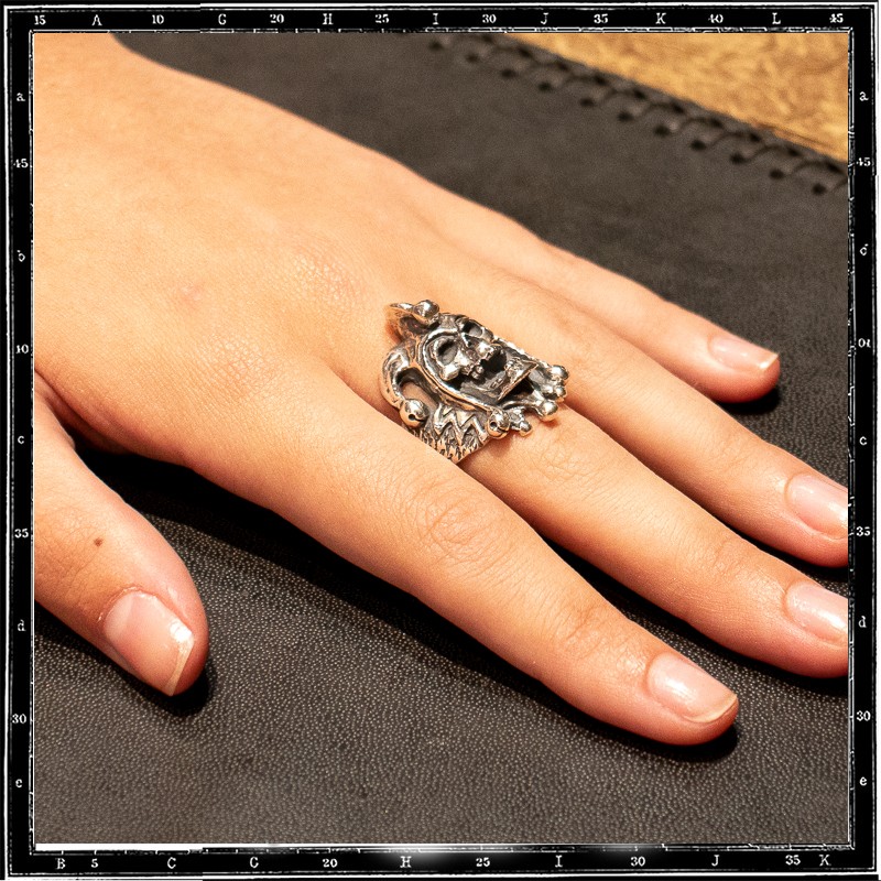 JOKER SKULL RING