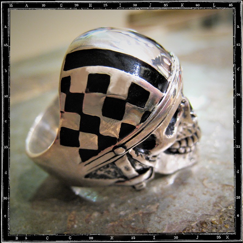 SILVERSTONE SKULL RING