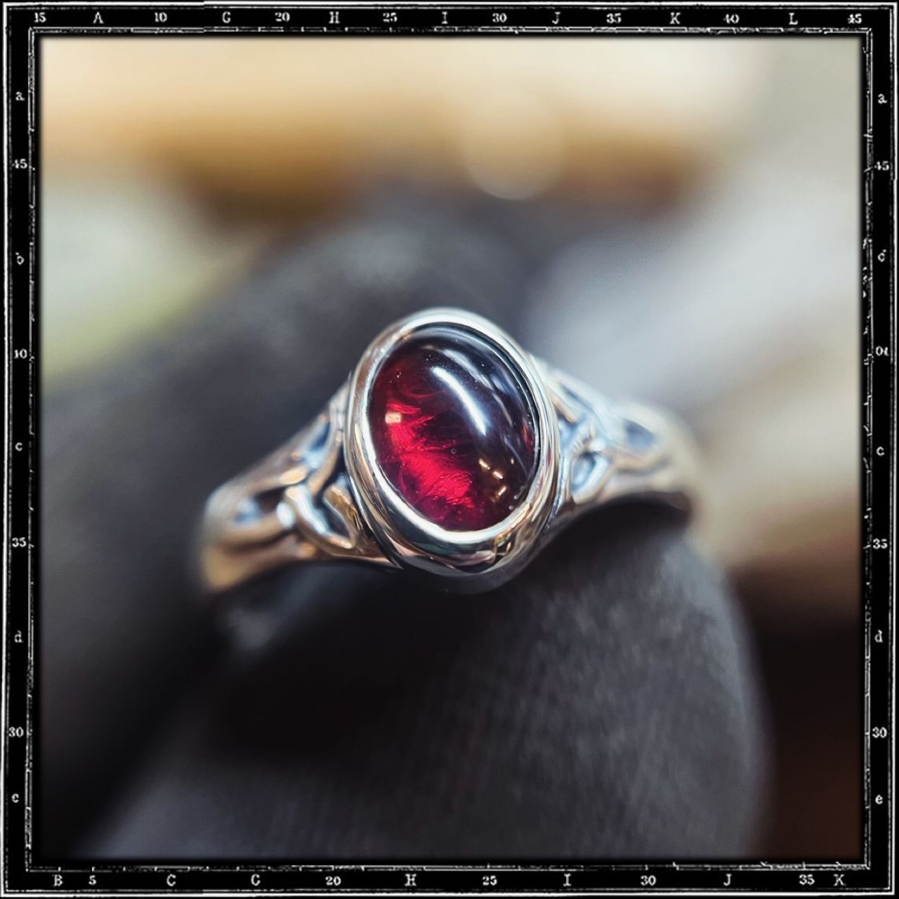 CELTIC TRIANGLE STONE RING