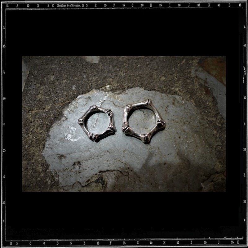 BONES RING - SMALL | クレイジーピッグ公式オンラインストア
